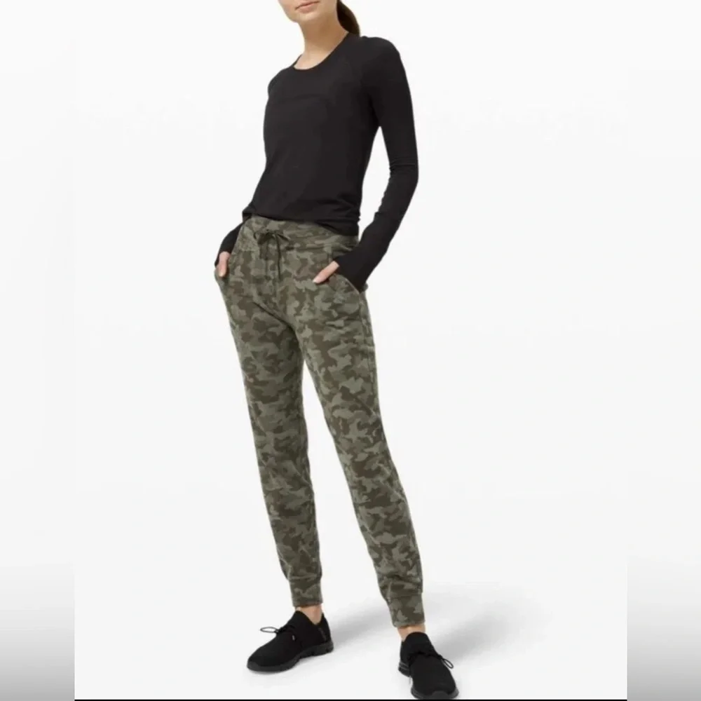 Lululemon Ready to Rulu Jogger 29” Heritage Camo Dark Olive Green Twill 2